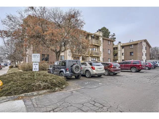 MLS: 1679763 Condo For Sale