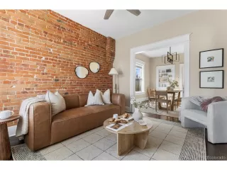 Photo #4: 1680822 Listing 