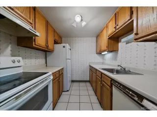 Photo #5: 1682067 Listing