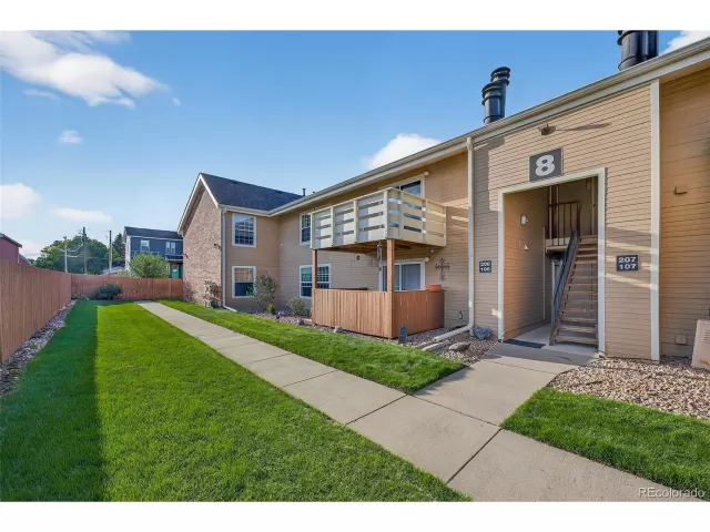 MLS: 1682256 Condo For Sale