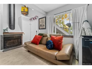 Photo #4: 1684215 Listing 