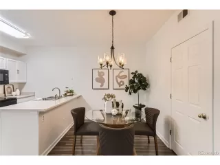 Photo #5: 1684623 Listing