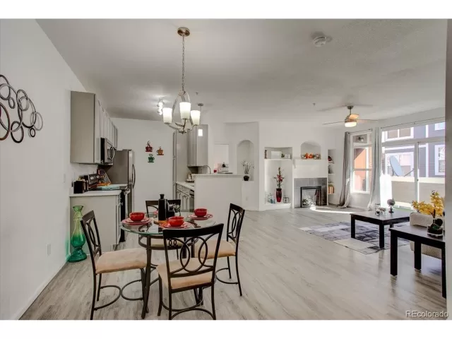 MLS: 1686763 Condo For Sale