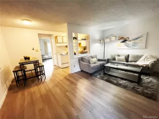 Photo #4: 1687870 Listing