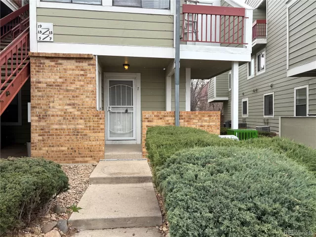 MLS: 1687954 Condo For Sale