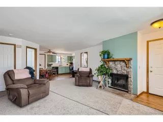 Photo #2: 1688407 Listing