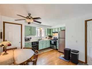 Photo #4: 1688407 Listing