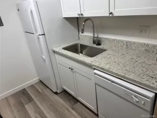 Photo #5: 1690192 Listing