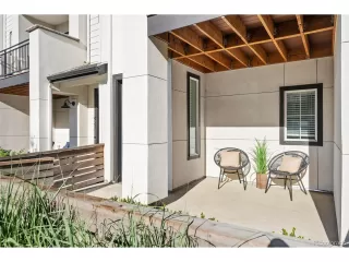 Photo #4: 1690925 Listing