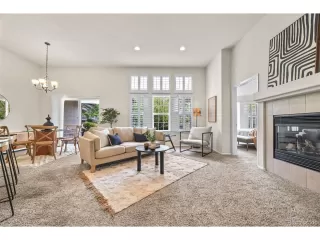 Photo #6: 1690981 Listing