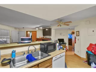 Photo #6: 1692768 Listing