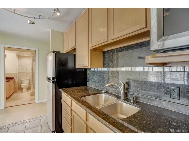 MLS: 1694106 Condo For Sale