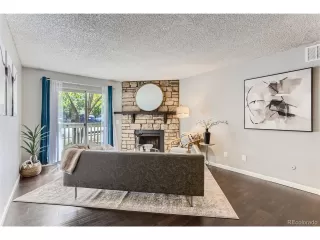 Photo #5: 1696248 Listing 