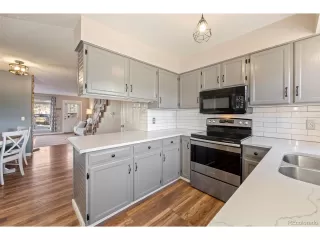 Photo #3: 1696755 Listing