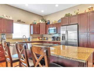 Photo #4: 1696907 Listing