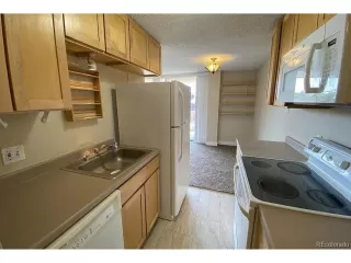 Photo #5: 1696911 Listing