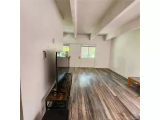 Photo #2: 1699805 Listing