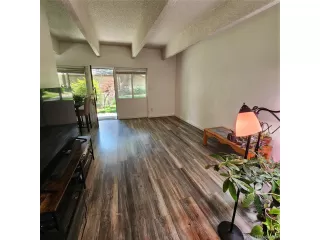 Photo #5: 1699805 Listing