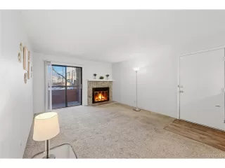 Photo #4: 1700745 Listing