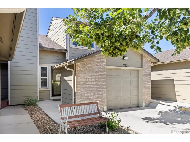 MLS: 1701345 Condo For Sale