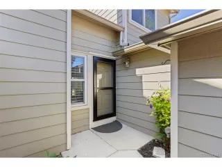 Photo #2: 1701345 Listing