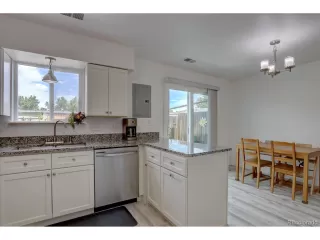 Photo #6: 1708201 Listing 