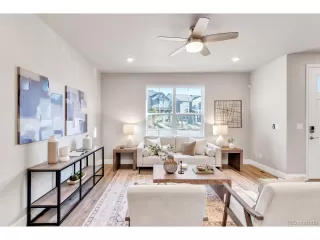 Photo #4: 1710359 Listing