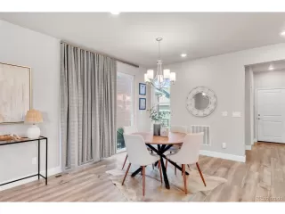 Photo #6: 1710359 Listing