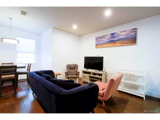 Photo #3: 1710727 Listing