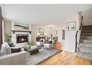 Photo #2: 1715180 Listing