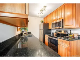 Photo #5: 1715180 Listing