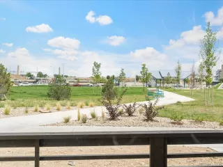 Photo #5: 1715518 Listing