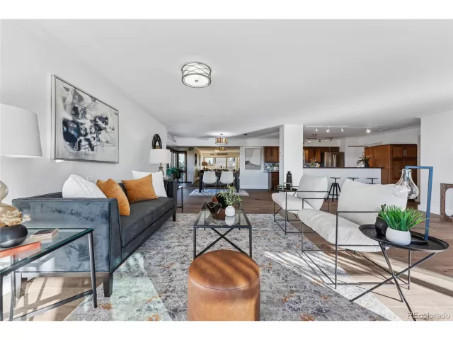 MLS: 1716324 Condo For Sale