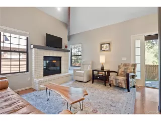 Photo #3: 1721604 Listing 