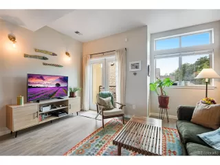 Photo #3: 1722443 Listing