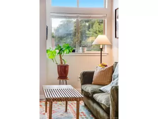 Photo #4: 1722443 Listing