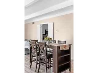 Photo #5: 1723080 Listing