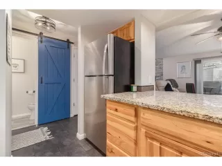 Photo #5: 1725746 Listing 