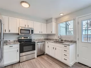 Photo #2: 1728110 Listing 