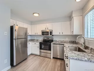 Photo #3: 1728110 Listing 