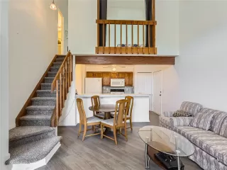 Photo #2: 1728206 Listing