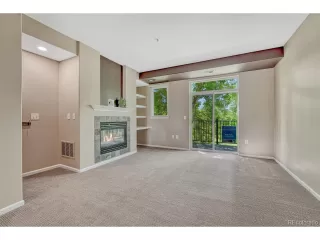 Photo #6: 1732683 Listing