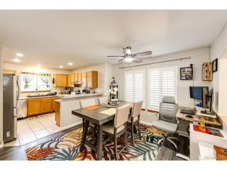 Photo #6: 1733267 Listing