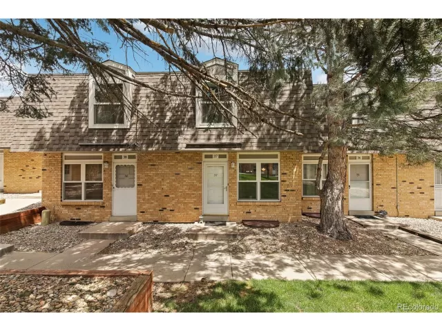 MLS: 1734846 Condo For Sale