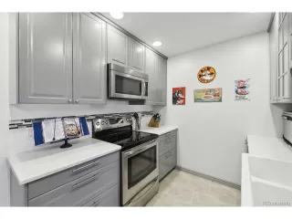 Photo #3: 1734846 Listing 