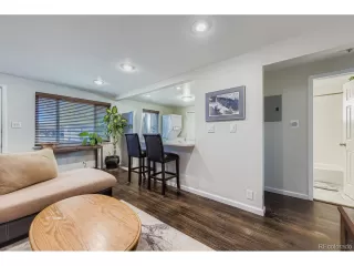 Photo #4: 1735461 Listing 