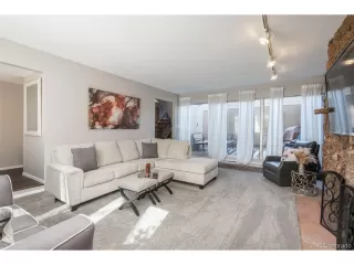 Photo #2: 1736035 Listing