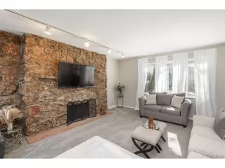 Photo #3: 1736035 Listing