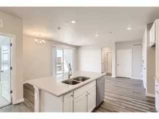 Photo #2: 1740114 Listing 