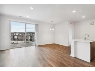 Photo #5: 1740114 Listing 